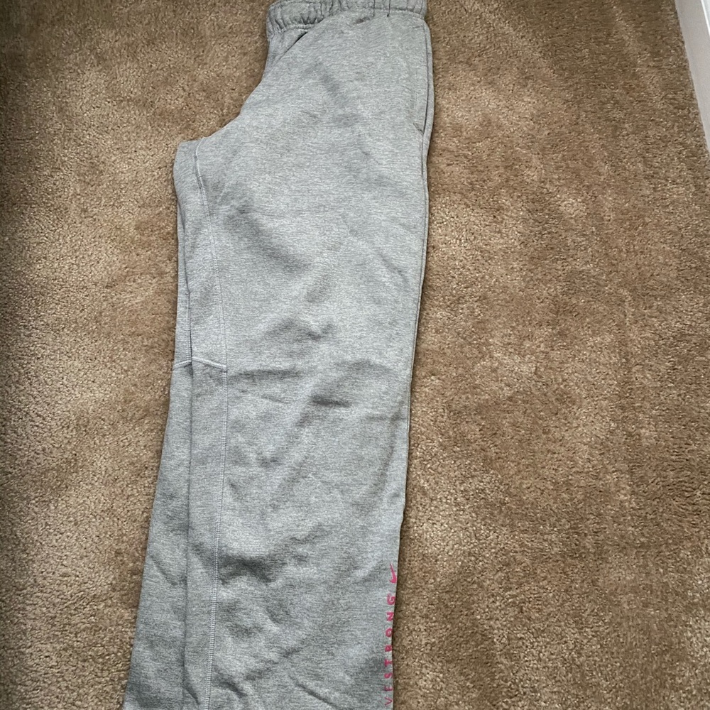 Nike Sweatpants